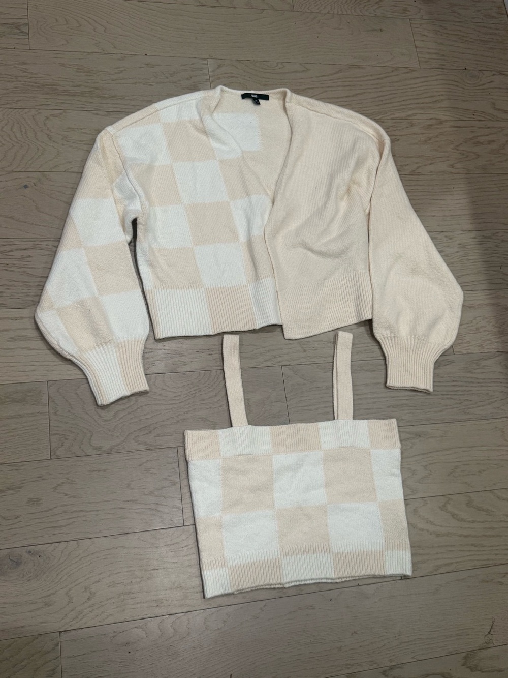 NWOT Vans Cream Checker Knit Two-Piece Cardigan & Cami Set